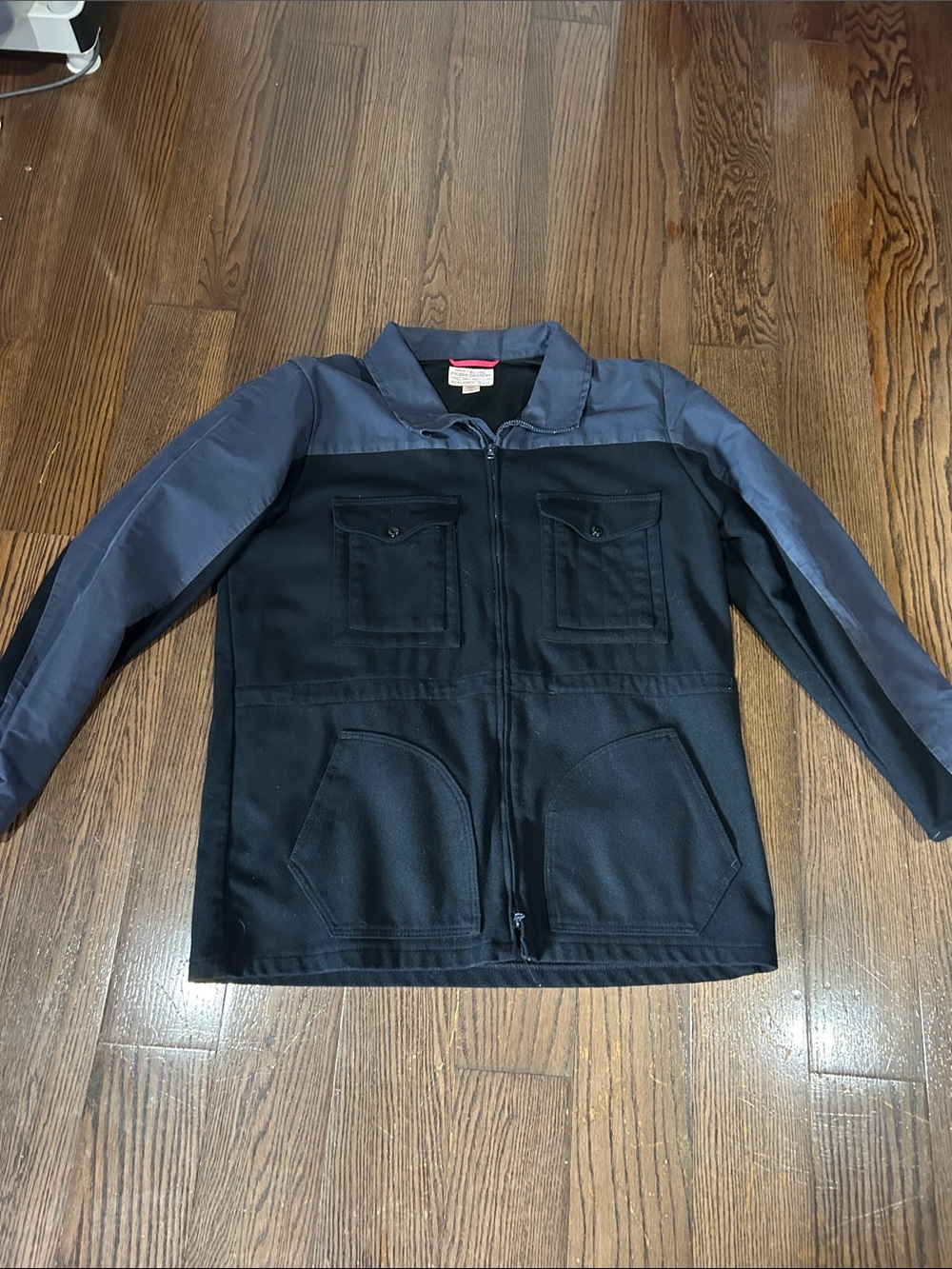 Vtg Filson black & blu Field Mackinaw bell bottom wool USA jacket XXL